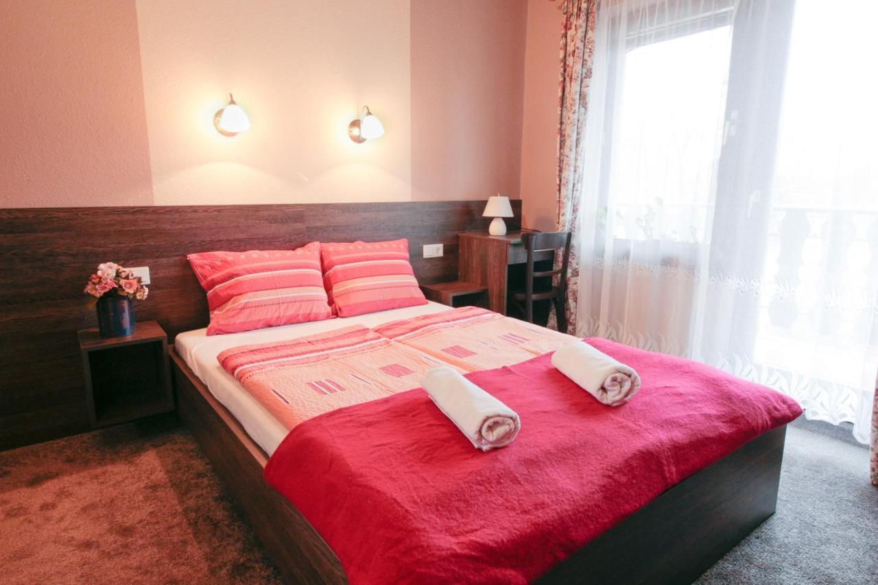 Emi Vendégház Balatonszárszó Extérieur photo